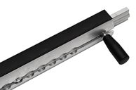 01_The locking system in Syncro’s rail-mounted bars 